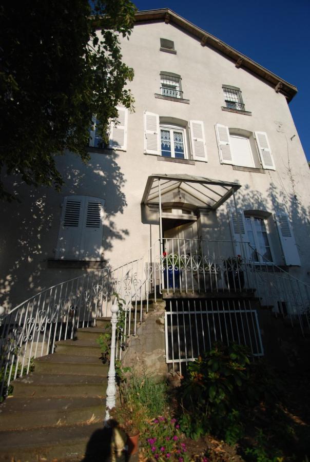 Maison De Retraite Vertaizon Kültér fotó