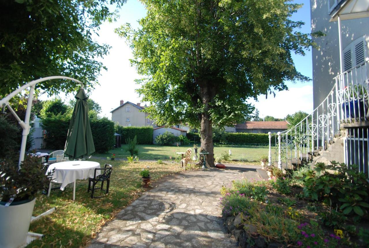 Maison De Retraite Vertaizon Kültér fotó